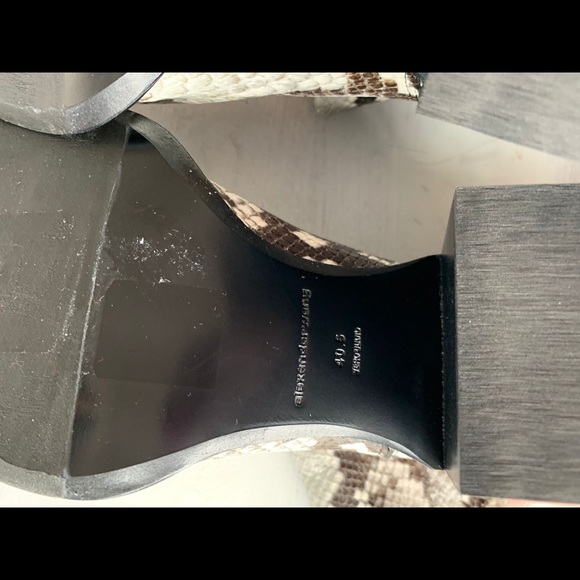 ❌SOLD❌Alexander Wang Gray Snakeskin Embossed Leather Square Toe Ankle Booties - Picture 6 of 11